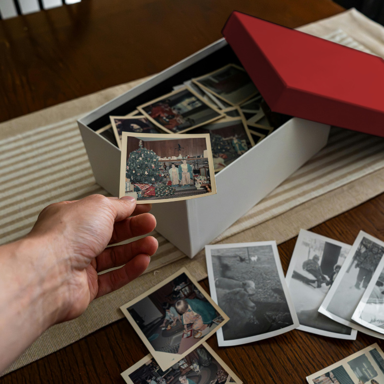 Personal Objects Memory Collection Sentimental Items – How to Protect Your Memories Without Cluttering ...